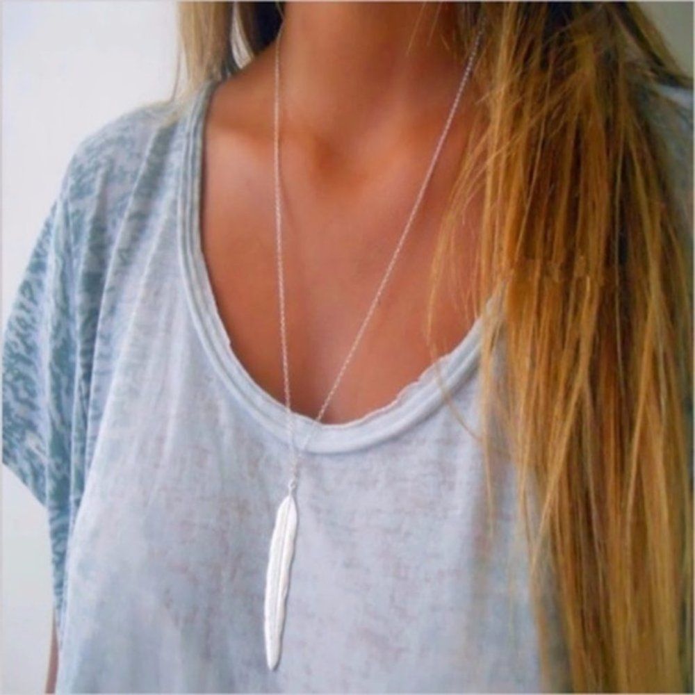 5/$25 Feather Pendant Long Chain Necklace - Picture 3 of 7
